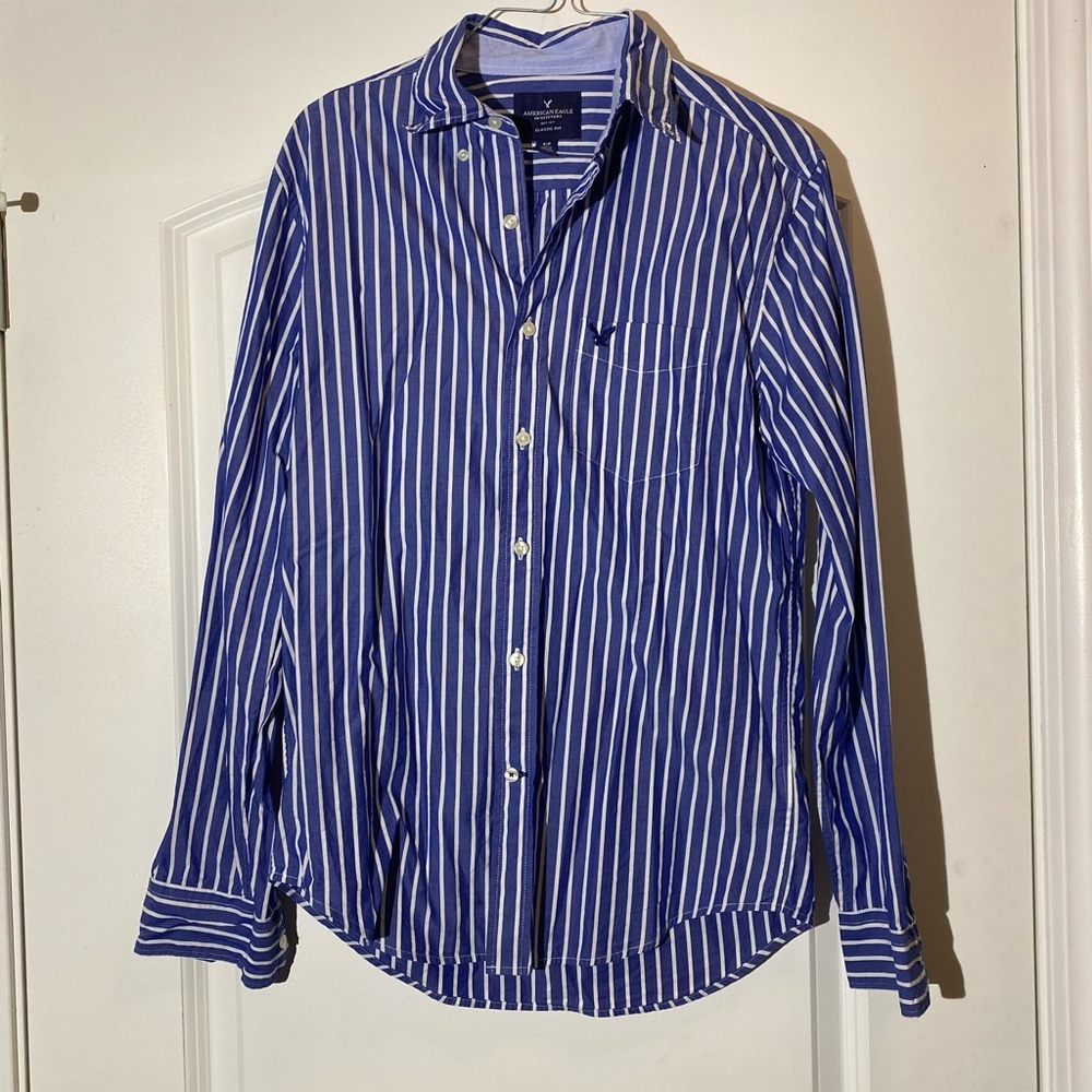 Men’s American Eagle button down shirt size small